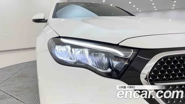 Mercedes-Benz E-Class W214 — Фото автомобиля 10