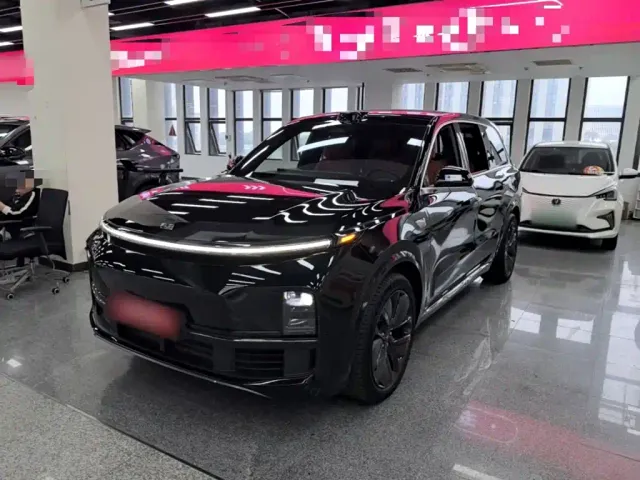 Фотография автомобиля — Li Auto L9