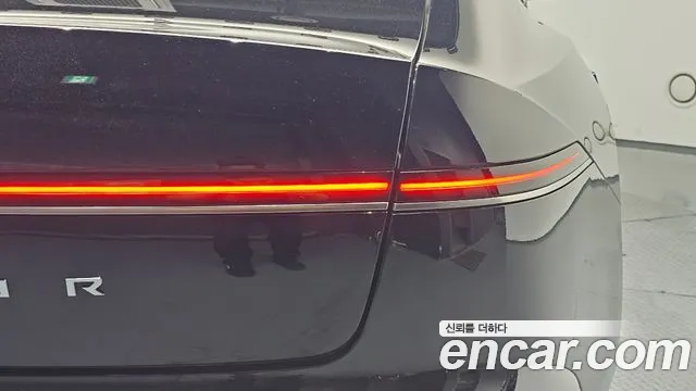 Hyundai Grandeur GN7 — Фото автомобиля 8