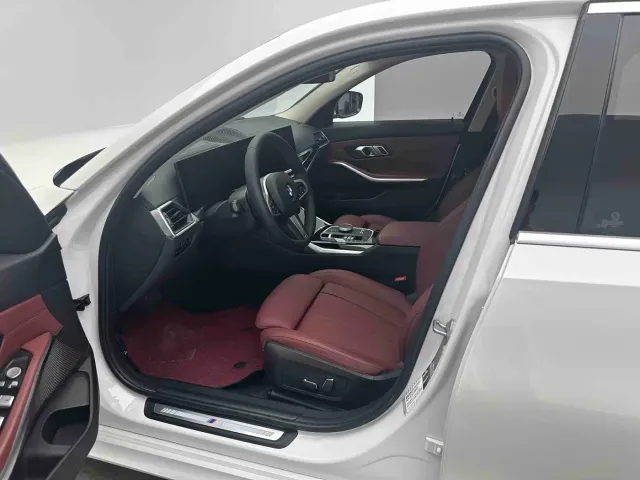 BMW 3 Series — Фото автомобиля 9