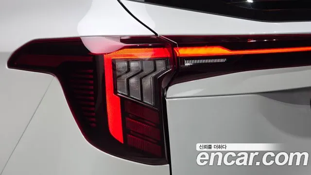 Kia Seltos New — Фото автомобиля 8