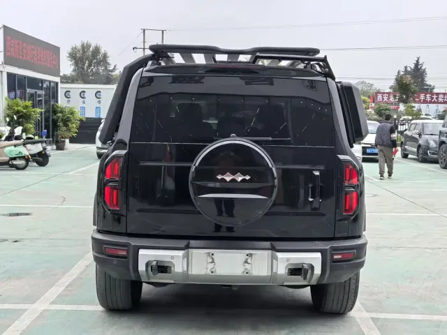 BYD FangChengBao Leopard 5 — Фото автомобиля 5