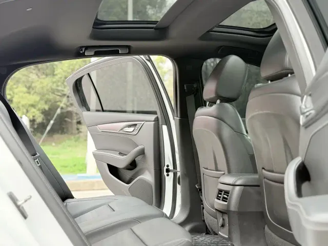 Cadillac CT5 — Фото автомобиля 15