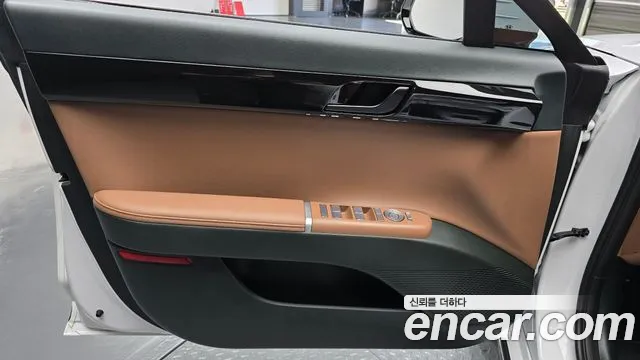 Hyundai Grandeur GN7 — Фото автомобиля 13