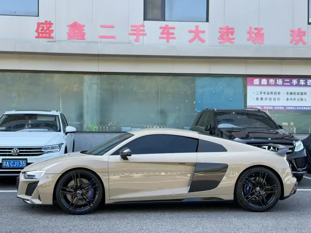 Audi R8 — Фото автомобиля 3
