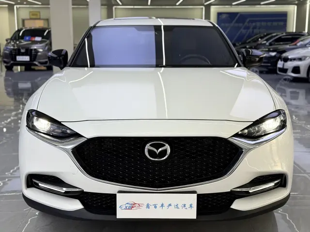Mazda CX-4 — Фото автомобиля 2