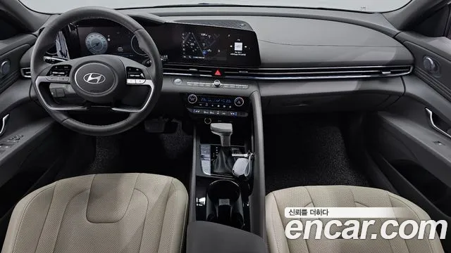 Hyundai Avante CN7 — Фото автомобиля 10
