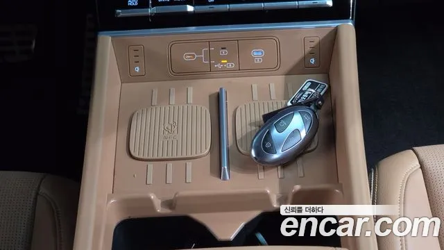 Hyundai Santa Fe MX5 — Фото автомобиля 22
