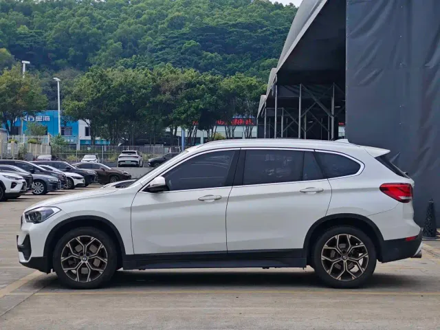 BMW X1 — Фото автомобиля 6