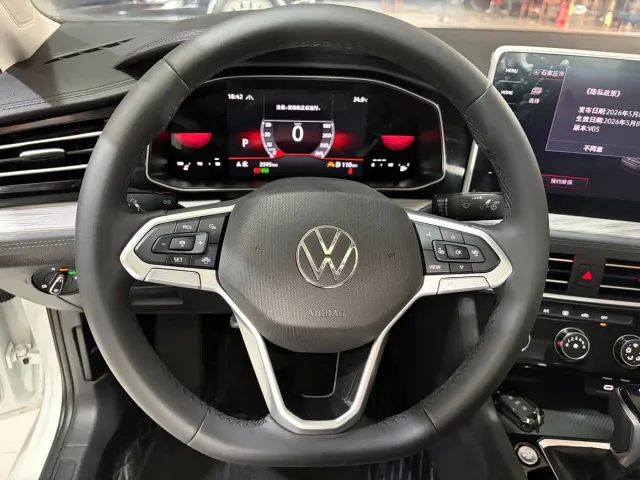 Volkswagen Sagitar — Фото автомобиля 5