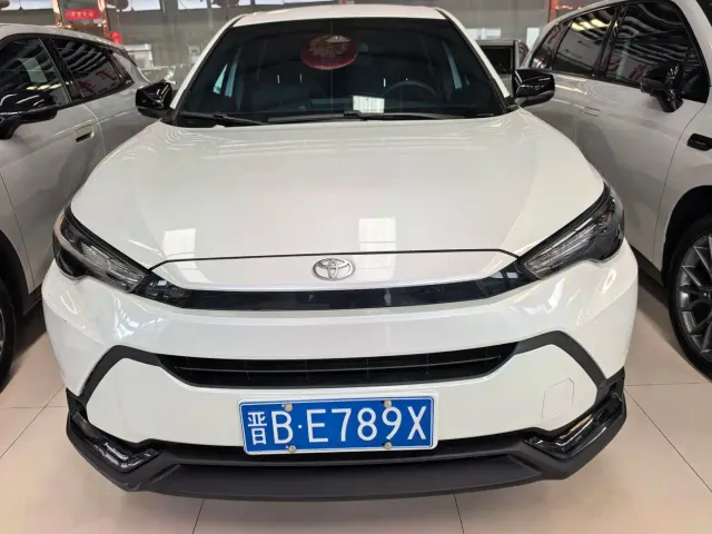 Toyota Frontlander — Фото автомобиля 2