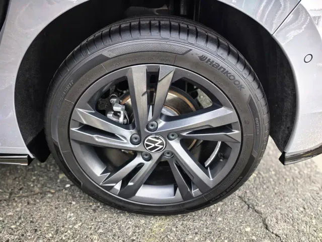 Volkswagen Golf 2023 Facelift 280TSI DSG R-Line Lite — Фото автомобиля 12