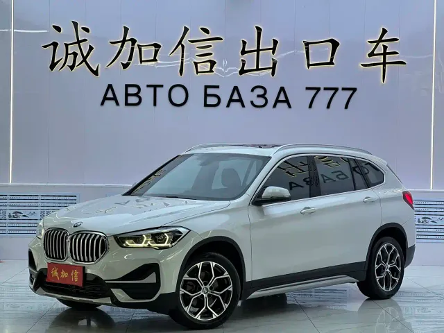 Фотография автомобиля — BMW X1