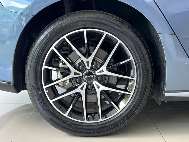 BYD Seal 07 DM-i — Фото автомобиля 10