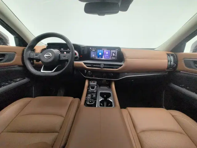 Nissan Terra — Фото автомобиля 5