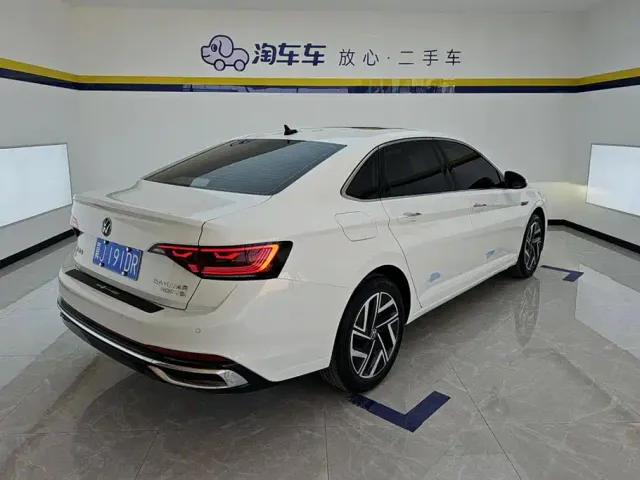 Volkswagen Sagitar — Фото автомобиля 3