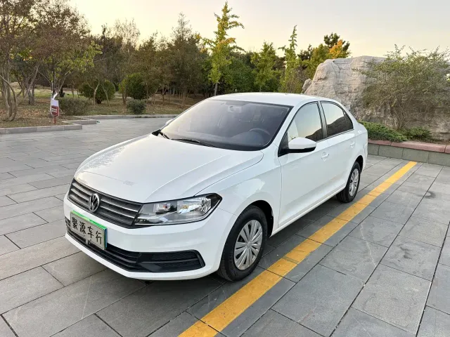 Volkswagen Santana — Фото автомобиля 3