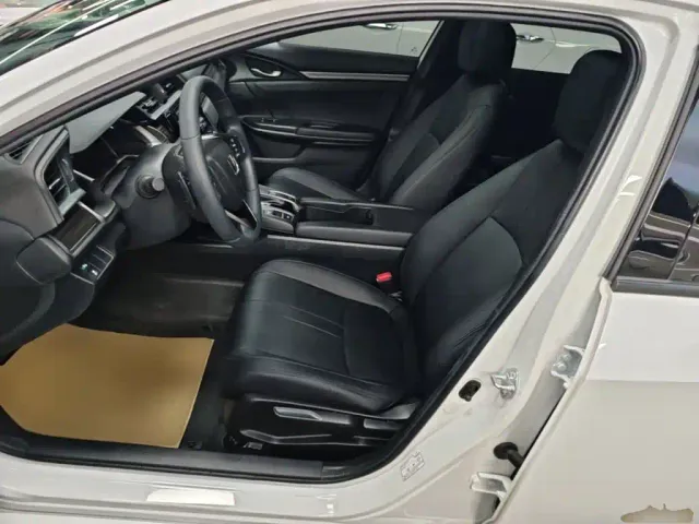 Honda Civic — Фото автомобиля 14