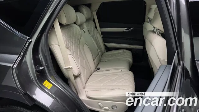 Genesis GV80 — Фото автомобиля 16