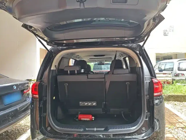 GAC Trumpchi M8 — Фото автомобиля 18