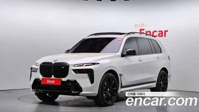 Фотография автомобиля — BMW X7 G07