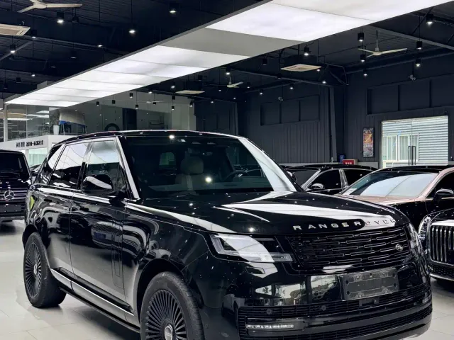 Land Rover Range Rover — Фото автомобиля 8