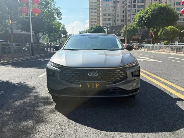 Ford Mondeo — Фото автомобиля 2