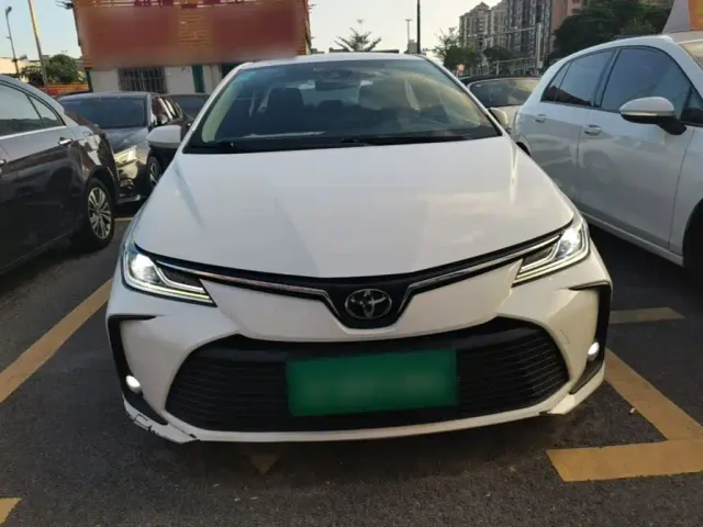Toyota Corolla — Фото автомобиля 2