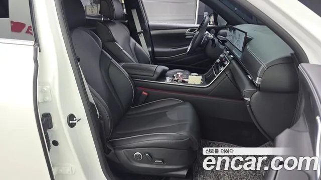 Genesis GV80 — Фото автомобиля 9
