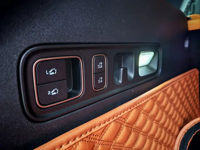 Li Auto i6 — Фото автомобиля 27