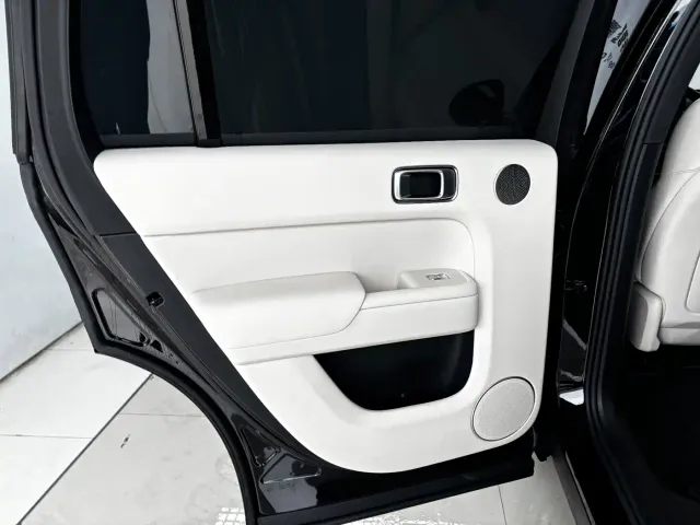 Li Auto L7 — Фото автомобиля 20