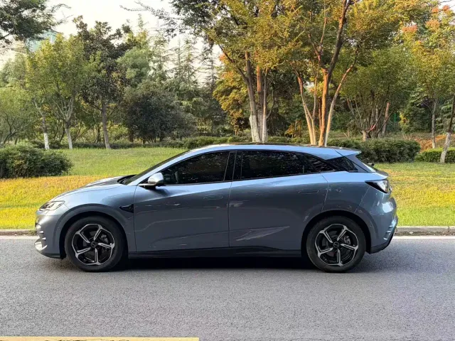 BYD Seal 06 GT — Фото автомобиля 8