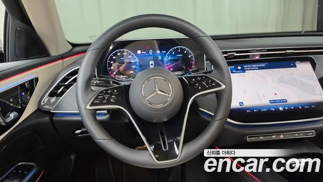 Mercedes-Benz E-Class — Фото автомобиля 14