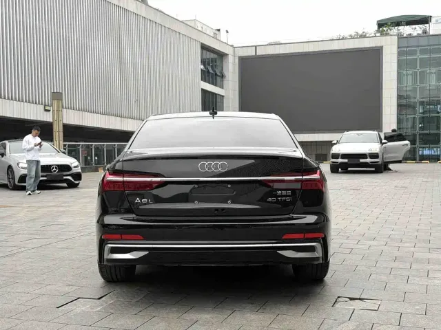 Audi A6L — Фото автомобиля 3