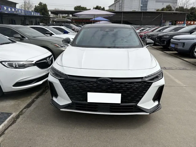 Chery Arrizo 8 — Фото автомобиля 2