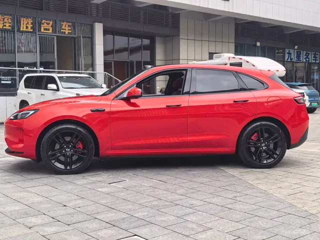 Aito M5 — Фото автомобиля 3