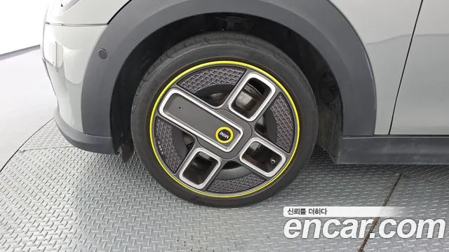 MINI Cooper Cooper Electric — Фото автомобиля 5