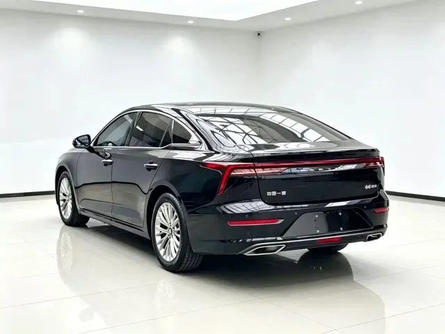 Bestune B70 — Фото автомобиля 6