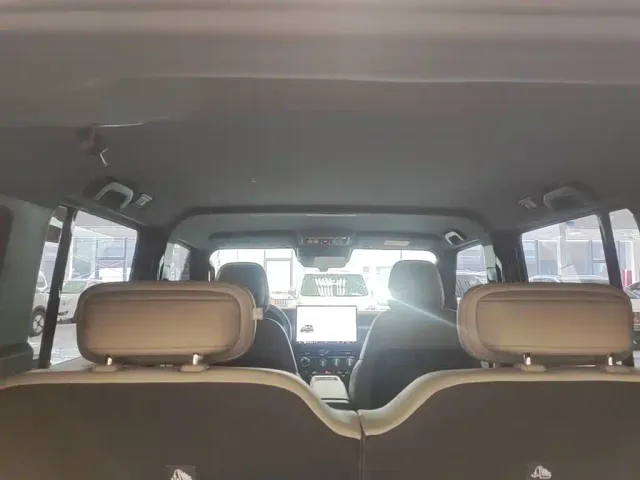 iCAR V23 — Фото автомобиля 17