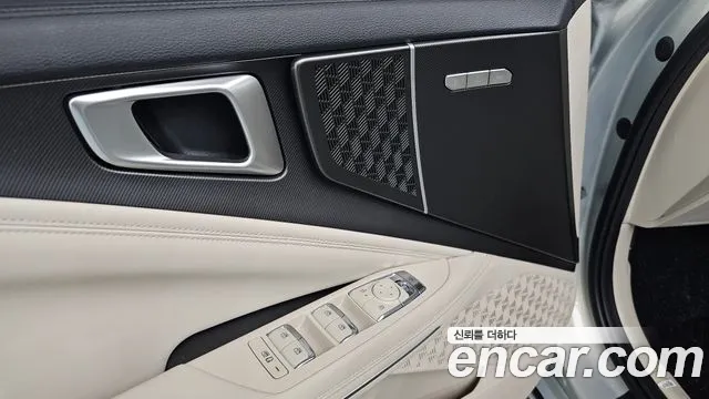 Kia K8 The New K8 2.5 Бензин 2WD — Фото автомобиля 17