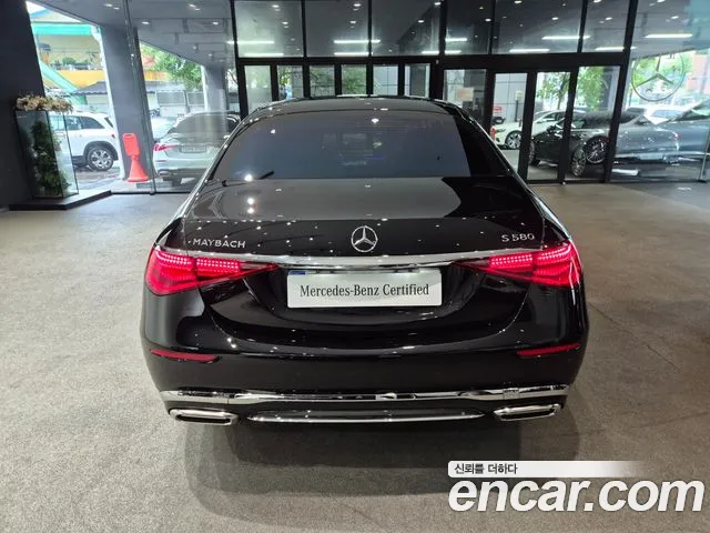 Mercedes-Benz S-Class — Фото автомобиля 4