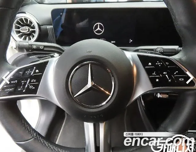Mercedes-Benz A-Class W177 — Фото автомобиля 14