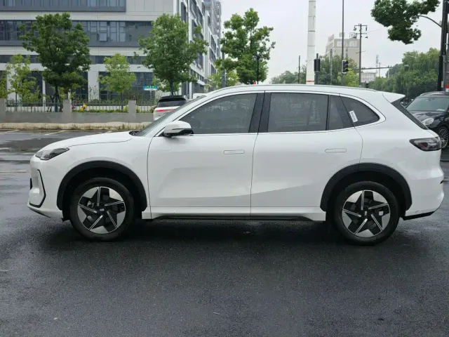 Geely Galaxy E5 — Фото автомобиля 3