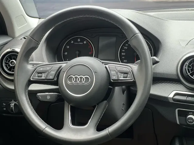 Audi Q2L — Фото автомобиля 7