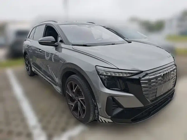 Audi Q5 e-tron — Фото автомобиля 5