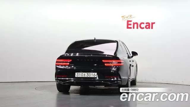 Genesis G80 Бензин 3.5 турбо AWD — Фото автомобиля 4