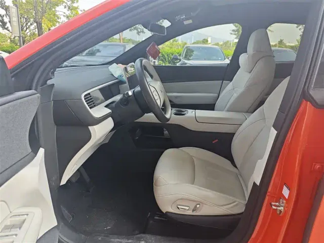 XPeng XPeng G6 2023 580 Long Range Pro — Фото автомобиля 4