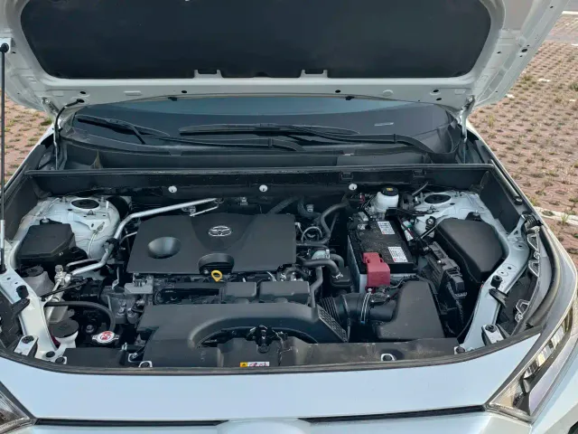 Toyota RAV4 — Фото автомобиля 23