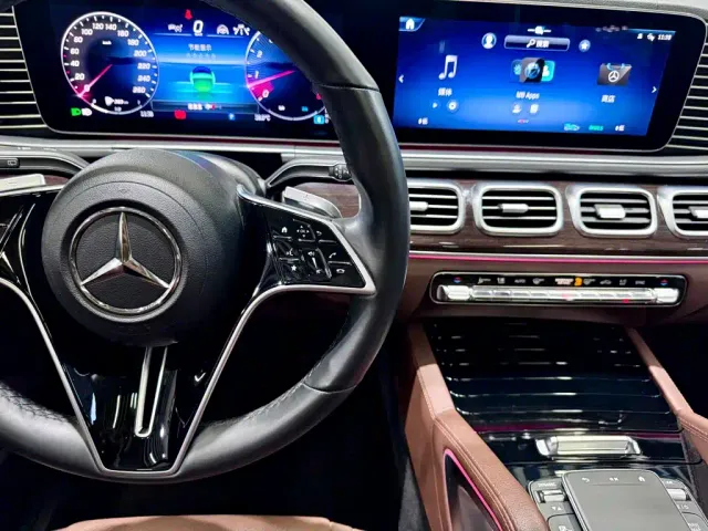 Mercedes-Benz GLE-Class — Фото автомобиля 20