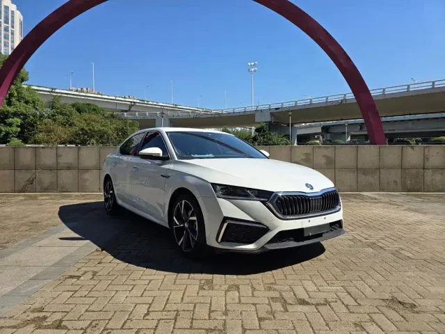 Skoda Octavia — Фото автомобиля 3